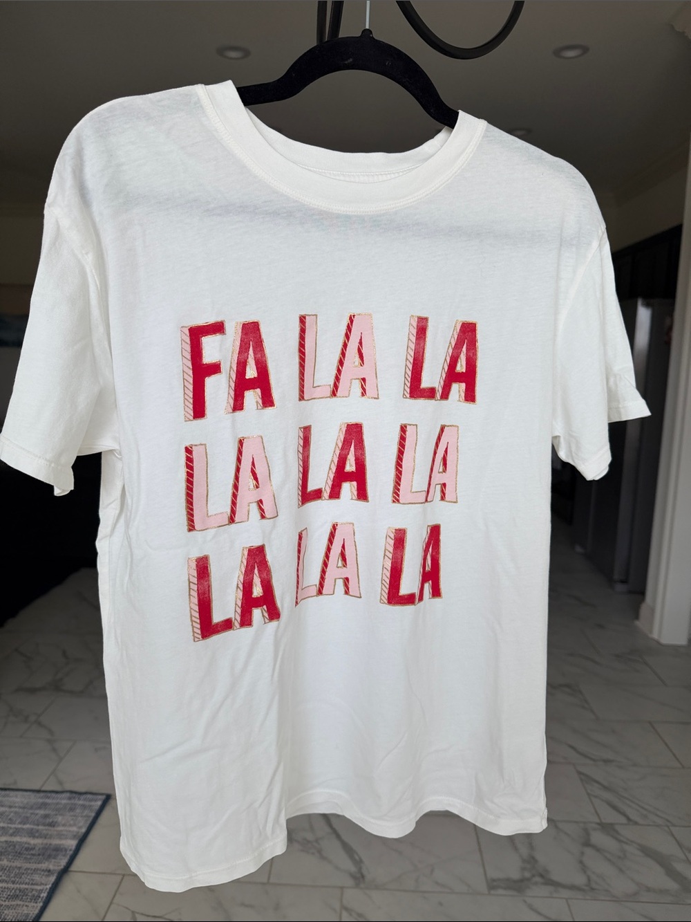 Z Supply White Graphic 'FA LA LA' Holiday T‑Shirt